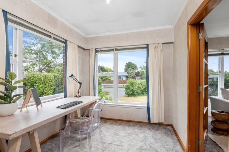 Photo of property in 15 Carruthers Street, Ilam, Christchurch, 8041