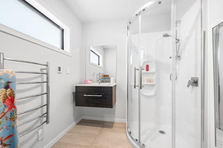 Photo of property in 21 Rimutaka Street, Trentham, Upper Hutt, 5018