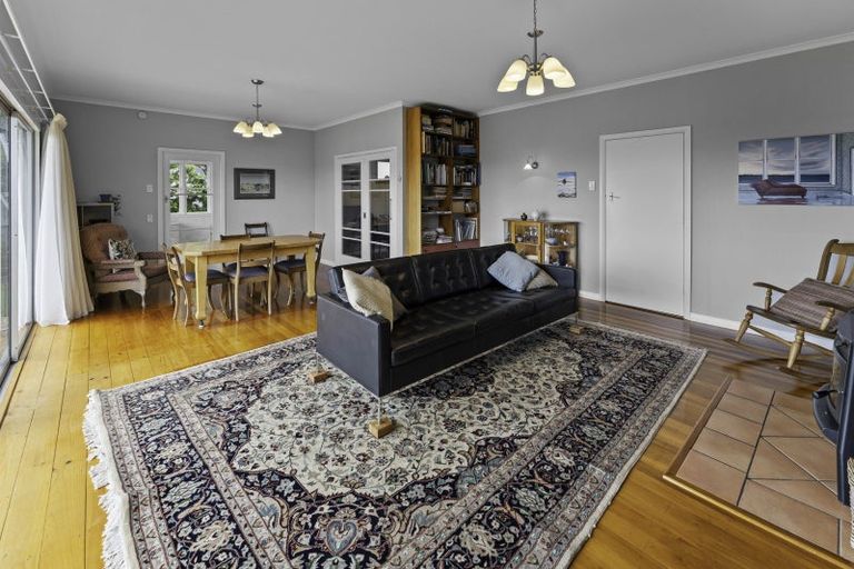 Photo of property in 15 Tosswill Road, Tahunanui, Nelson, 7011