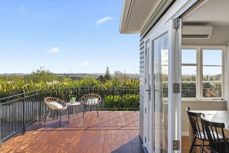 Photo of property in 51 Burrow Road, Pukekohe, 2120