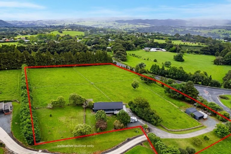 Photo of property in 4 Kara Road, Maungatapere, Whangarei, 0179