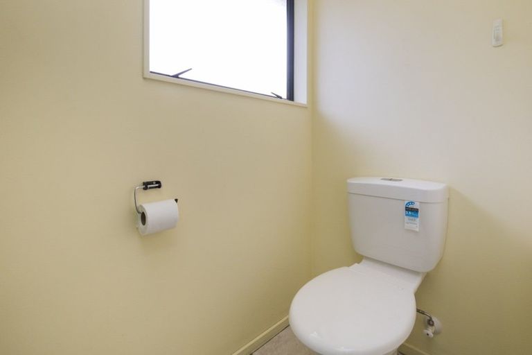 Photo of property in 1 Tilbury Avenue, Hokowhitu, Palmerston North, 4410