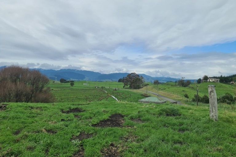 Photo of property in 644 Muhunoa Road West, Ohau, 5570