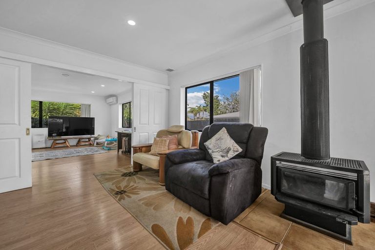 Photo of property in 25a Rothery Road, Hillpark, Auckland, 2102