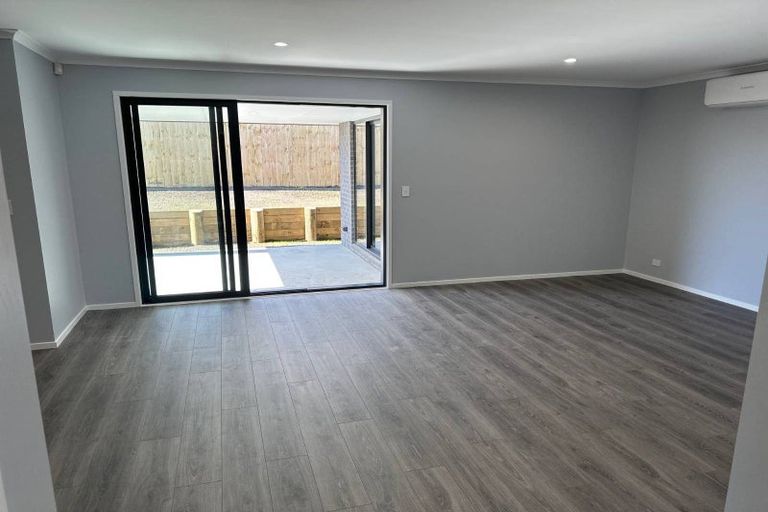 Photo of property in 12 Harris Place, Pokeno, 2402