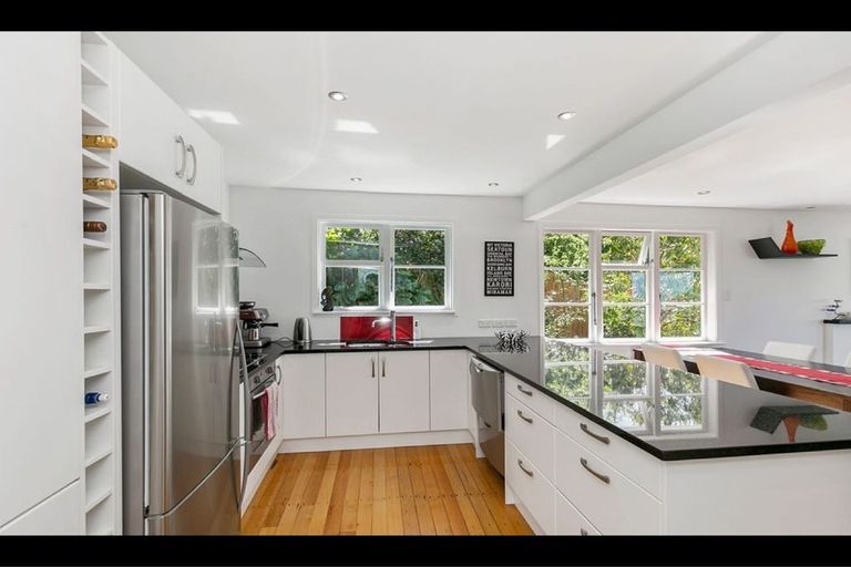 Photo of property in 50 Belvedere Road, Hataitai, Wellington, 6021