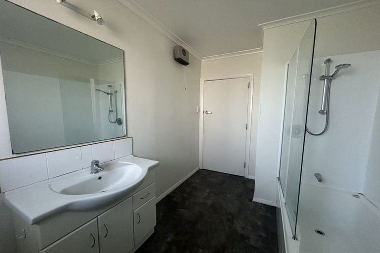 Photo of property in 264 Tremaine Avenue, Highbury, Palmerston North, 4412