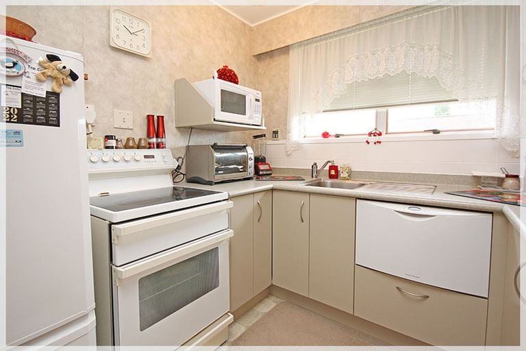 Photo of property in 49 Rugby Street, Levin, 5510