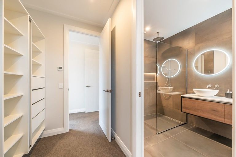 Photo of property in 229 Fairview Drive, Birchville, Upper Hutt, 5372