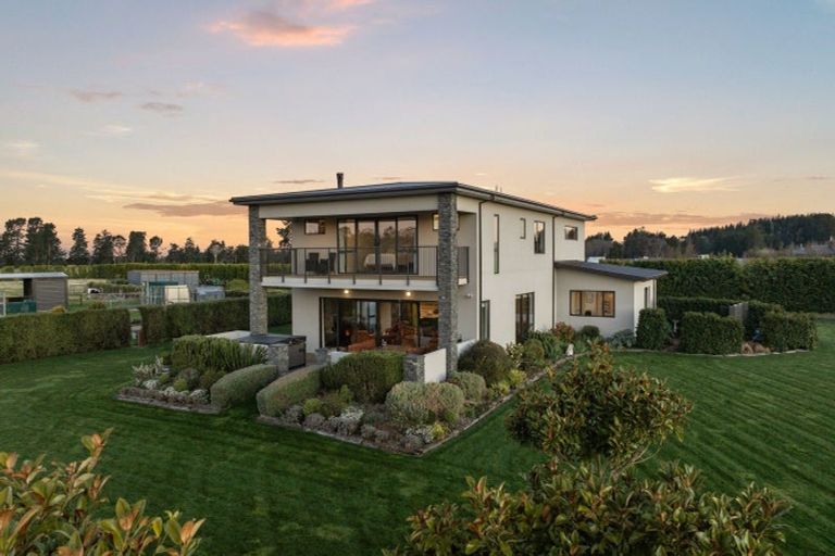 Photo of property in 1 Hayfield Terrace, Cust, Rangiora, 7471