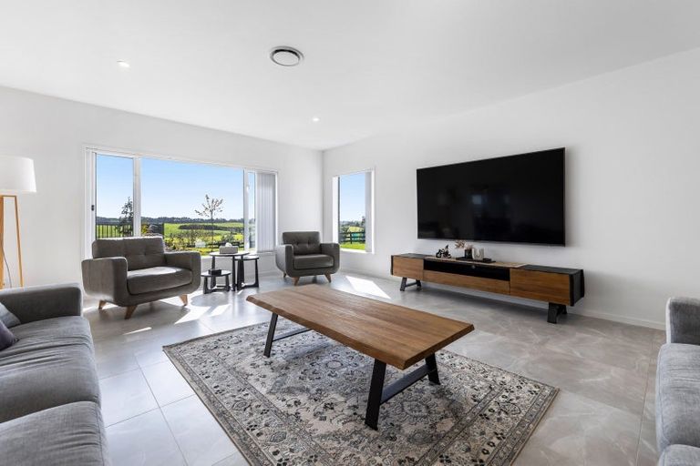 Photo of property in 133 Batty Road, Kingseat, Papakura, 2580