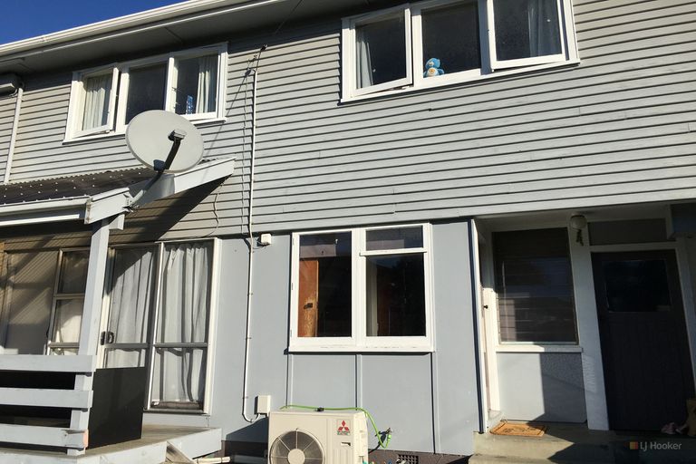 Photo of property in 76-76a Canada Street, Watlington, Timaru, 7910