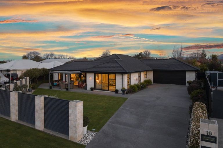 Photo of property in 19 Windsor Close, Springlands, Blenheim, 7201