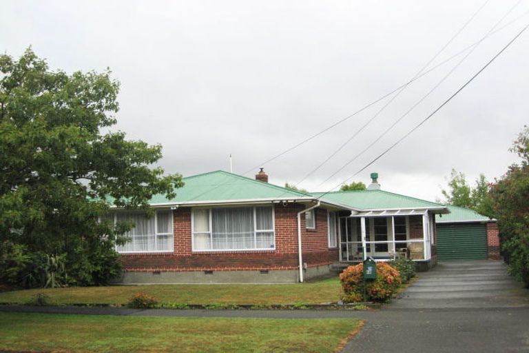 Photo of property in 68 Coopers Road, Dallington, Christchurch, 8061