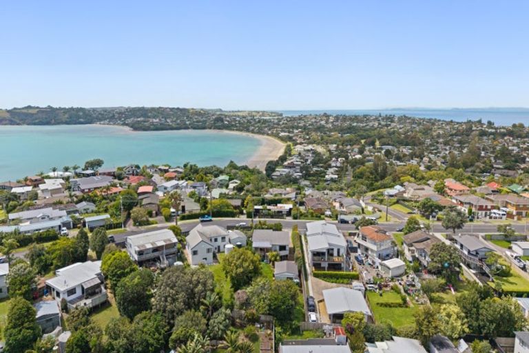 Photo of property in 92 Stanmore Bay Road, Stanmore Bay, Whangaparaoa, 0932