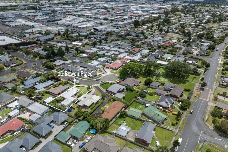 Photo of property in 10 Bowen Place, St Andrews, Hamilton, 3200
