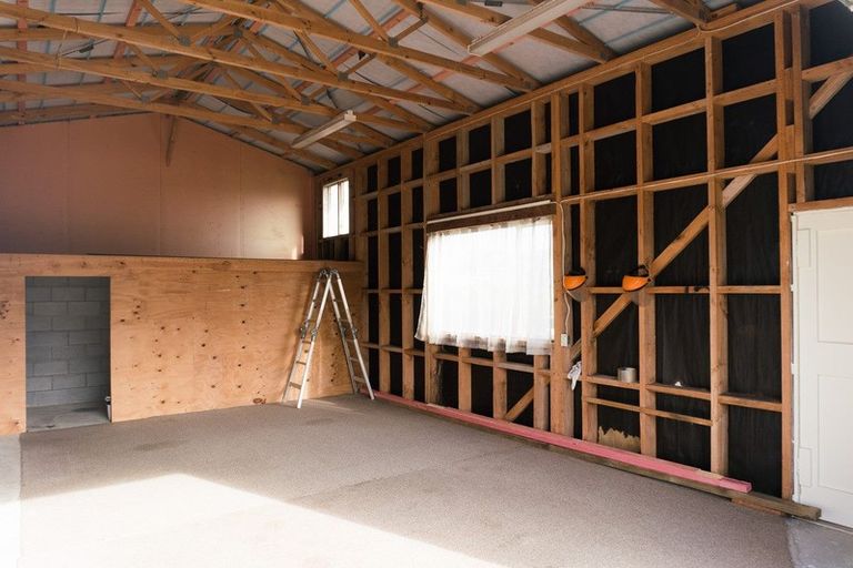 Photo of property in 31 Marine Parade South, Foxton Beach, Foxton, 4815