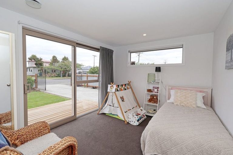 Photo of property in 53 Queen Street, Winton, 9720