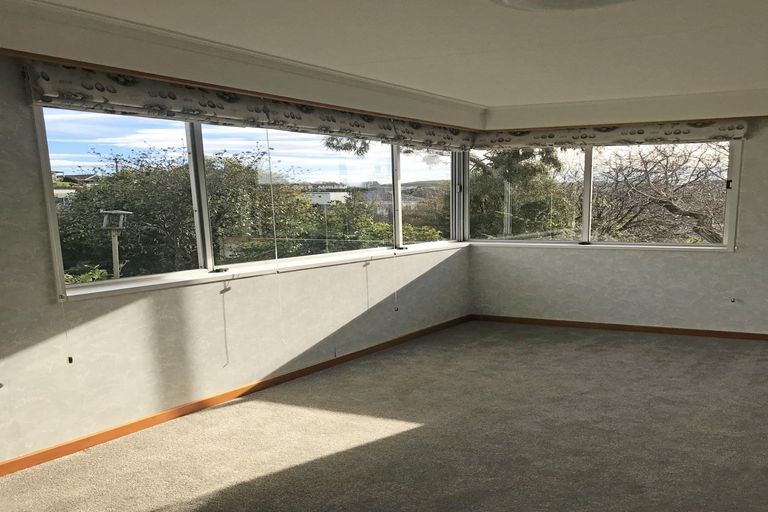 Photo of property in 16 Ure Street, South Hill, Oamaru, 9400