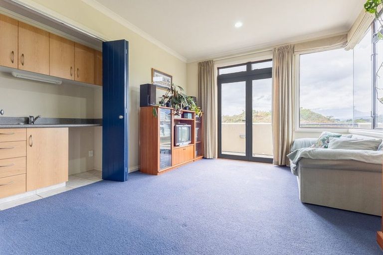 Photo of property in 114 Rutherford Drive, Waikanae Beach, Waikanae, 5036