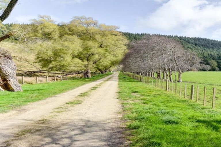 Photo of property in 1584 Brunswick Road, Kai Iwi, Whanganui, 4578