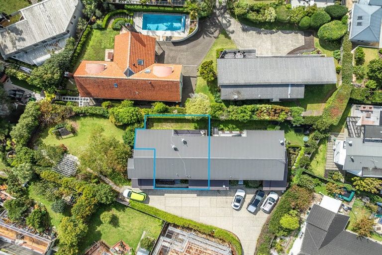 Photo of property in 2/29 Pupuke Road, Takapuna, Auckland, 0622