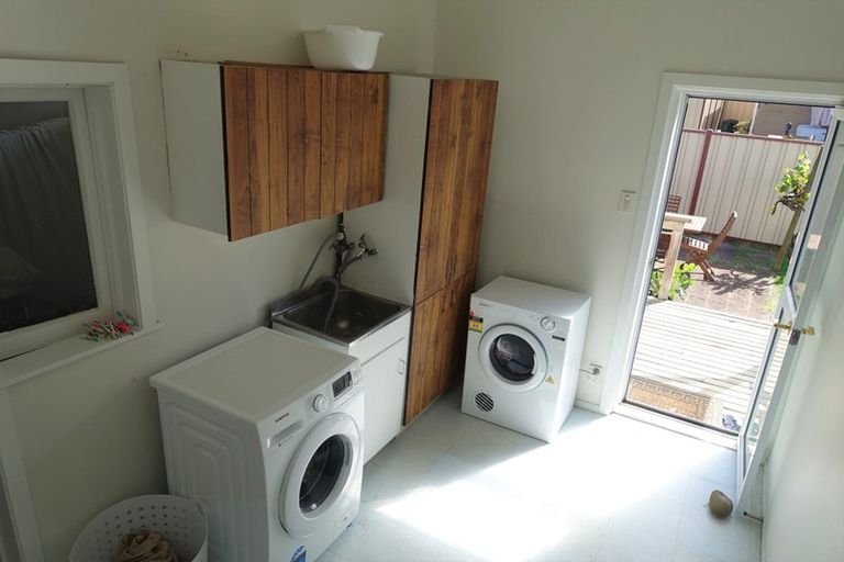 Photo of property in 1/137 Abbotts Way, Remuera, Auckland, 1050