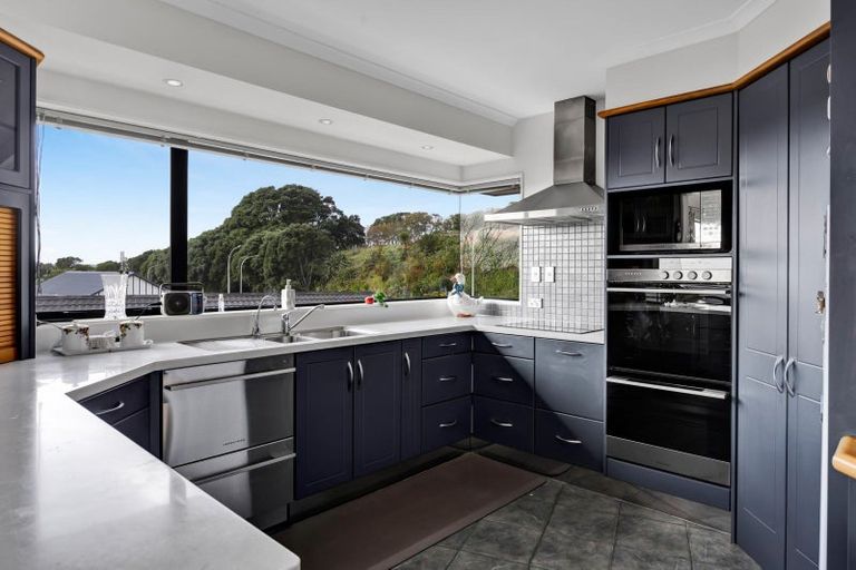 Photo of property in 97 Parklands Avenue, Bell Block, New Plymouth, 4312