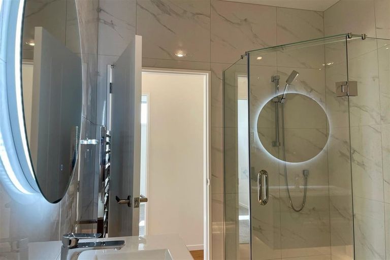 Photo of property in 18 Oopunga Road, Pukekohe, 2120