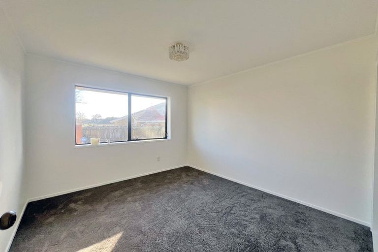 Photo of property in 1/25 Millhouse Drive, Northpark, Auckland, 2013