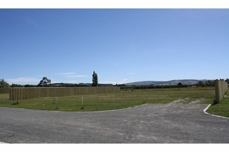 Photo of property in 3 Frank Lane, Amberley, 7481