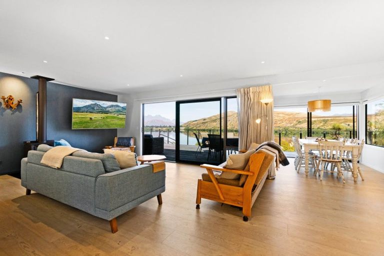 Photo of property in 103 Arrowtown-lake Hayes Road, Lake Hayes, Queenstown, 9371