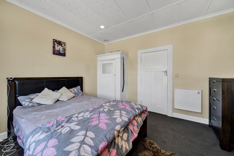 Photo of property in 28 Maratahu Street, Westown, New Plymouth, 4310