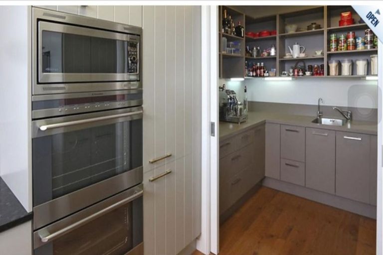 Photo of property in 1a Burford Place, Mellons Bay, Auckland, 2014