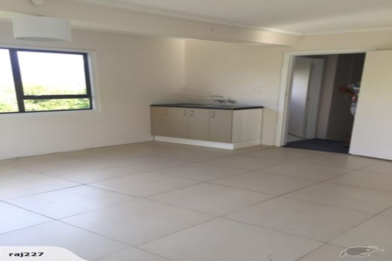 Photo of property in 100 Fourth Avenue, Woodhill, Whangarei, 0110