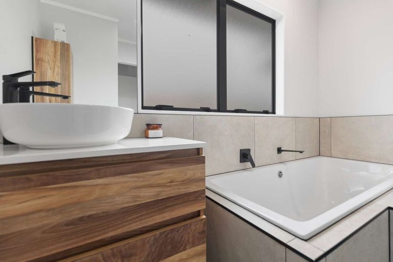 Photo of property in 21 Penney Green, Nawton, Hamilton, 3200