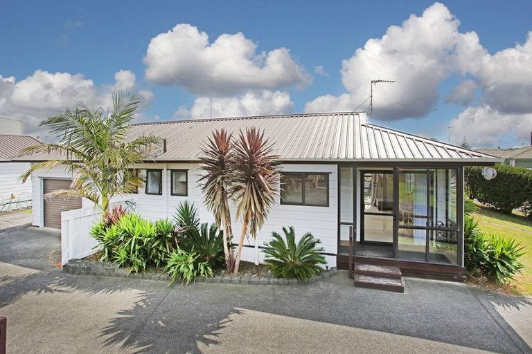 Photo of property in 22a Churchill Terrace, Waiuku, 2123