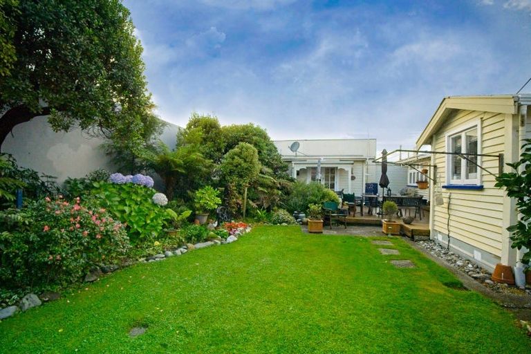 Photo of property in 20 Hamilton Street, Hokitika, 7810