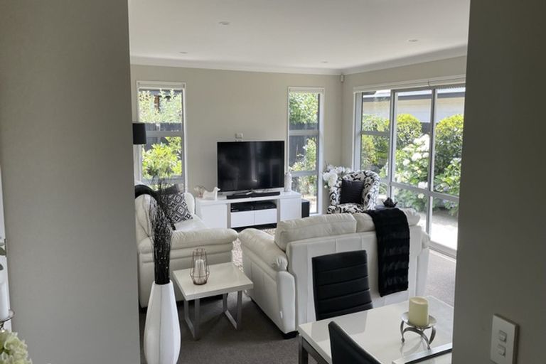 Photo of property in 3/502 Harewood Road, Harewood, Christchurch, 8051