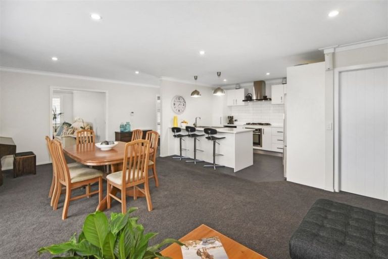 Photo of property in 9 Jack Rise, Grandview Heights, Hamilton, 3200