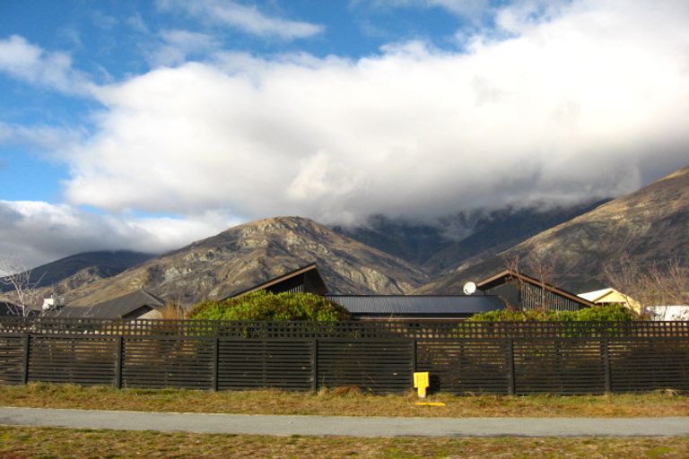 Photo of property in 40 Sylvan Street, Lake Hayes, Queenstown, 9304