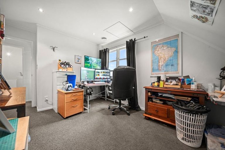 Photo of property in 121 Fairview Avenue, Fairview Heights, Auckland, 0632