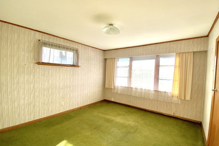 Photo of property in 4 Sullivan Grove, Epuni, Lower Hutt, 5011