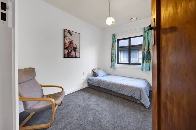 Photo of property in 15 Craig Street, Stratford, 4332