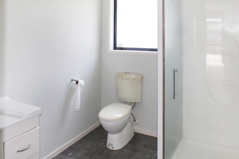 Photo of property in 68 Ruapehu Drive, Fitzherbert, Palmerston North, 4410