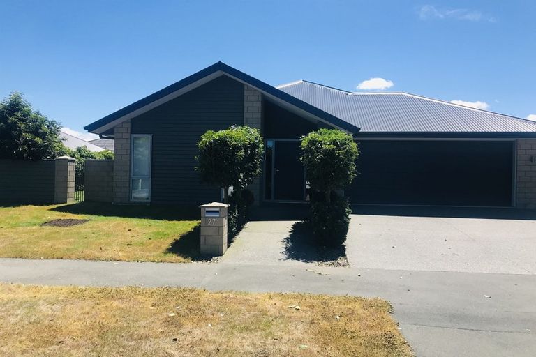 Photo of property in 27 Handley Crescent, Wigram, Christchurch, 8042