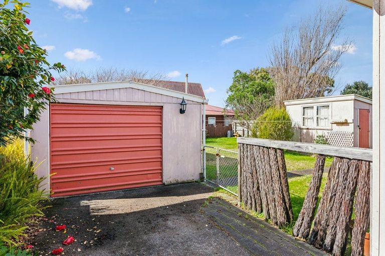 Photo of property in 13 Bahama Crescent, Paraparaumu Beach, Paraparaumu, 5032