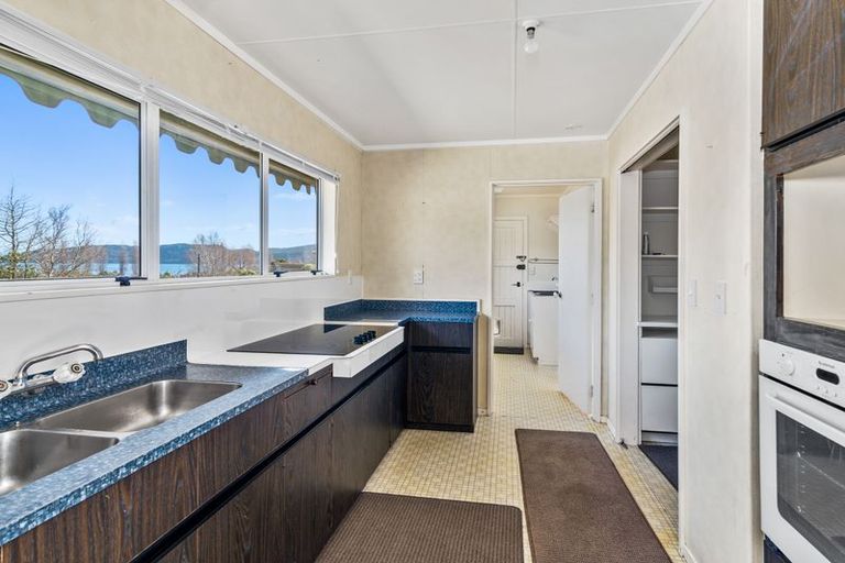 Photo of property in 16 Kenrigg Road East, Kinloch, Taupo, 3377