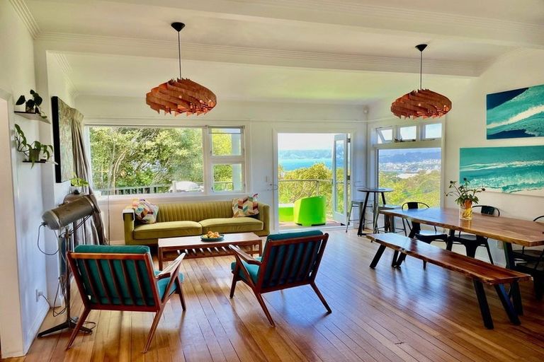 Photo of property in 47 Harbour View Road, Northland, Wellington, 6012