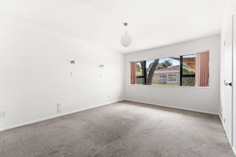 Photo of property in 12 Riverside Road, Orewa, 0931
